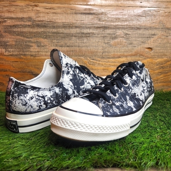 New Converse Chuck 70 OX All Star Low Top Canvas Sneakers 171413C - Picture 1 of 11